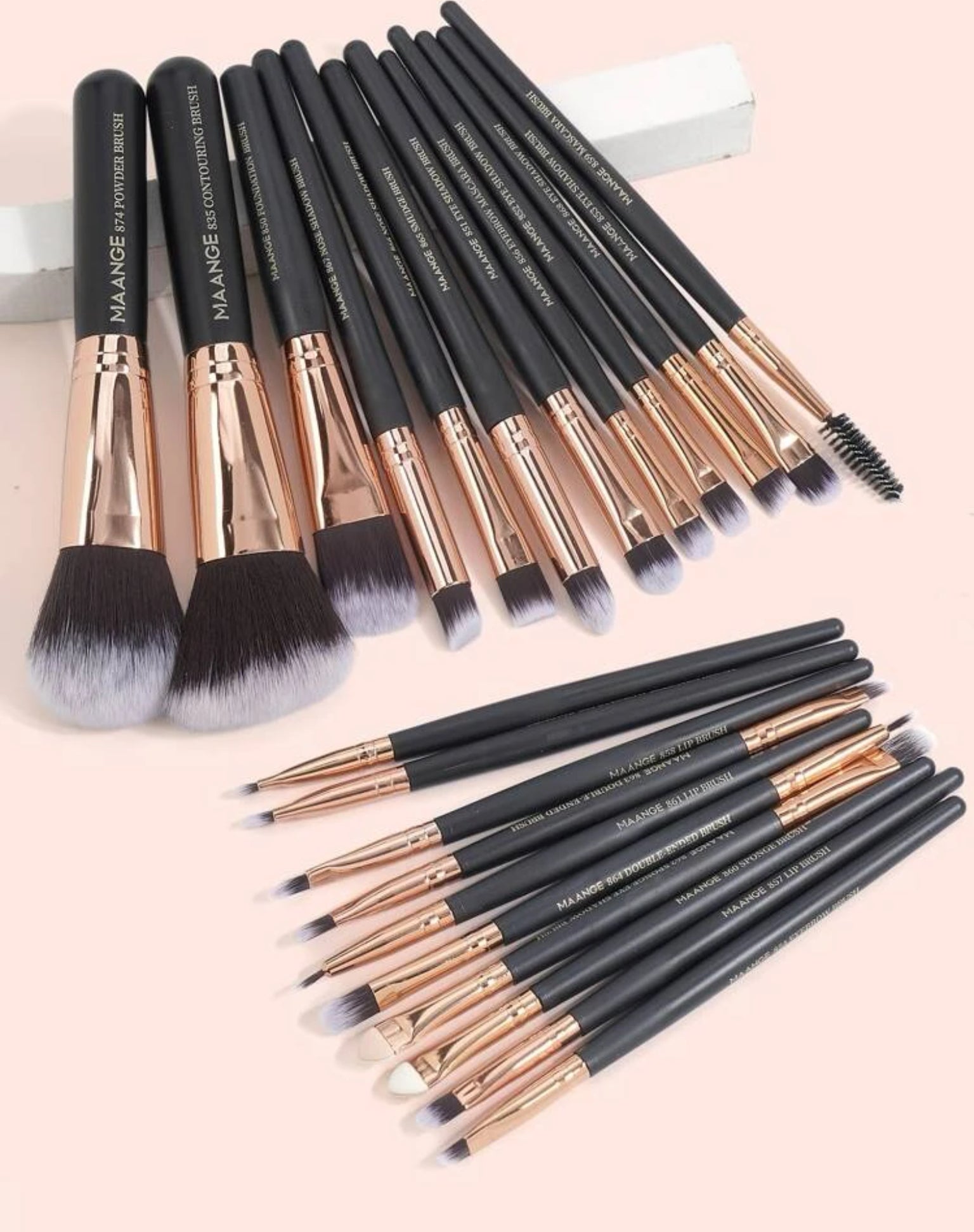 Make up brush set
