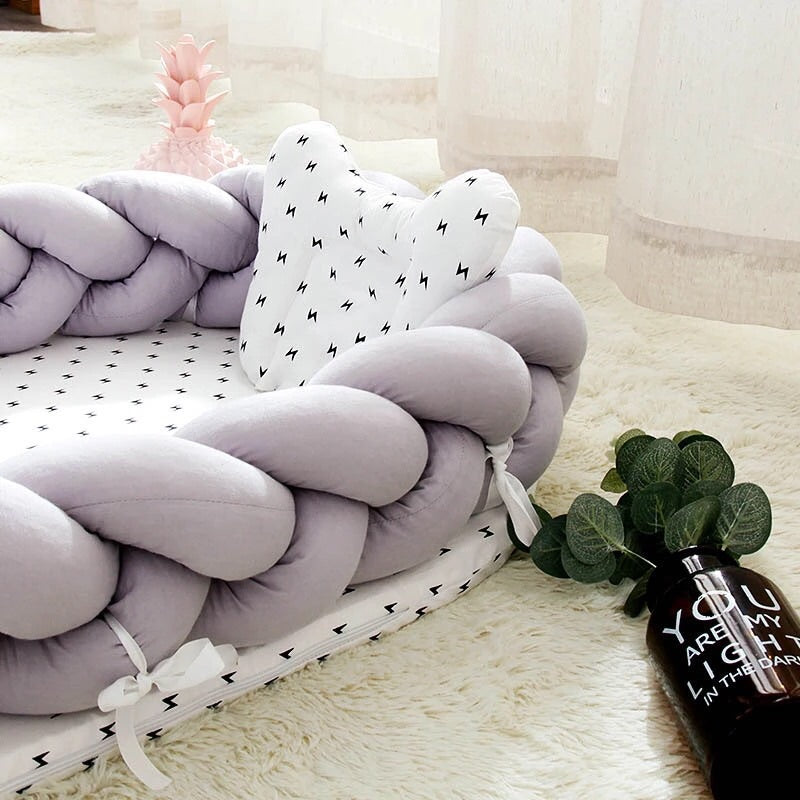 Portable knotted bumper Bed