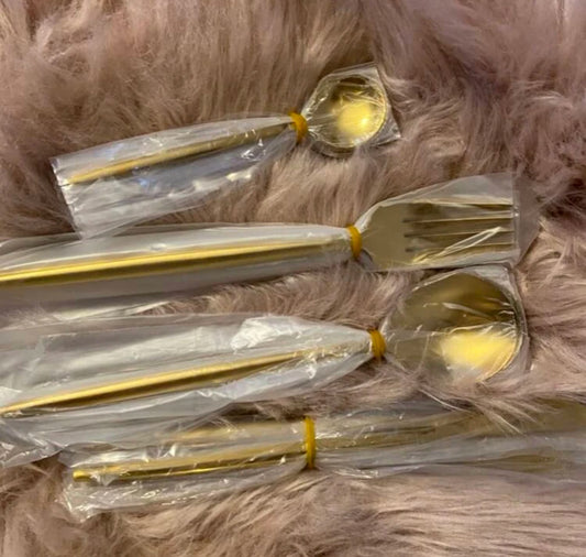 24 Pcs Cutlery