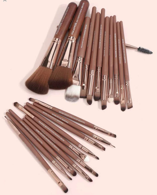 Make up brush set